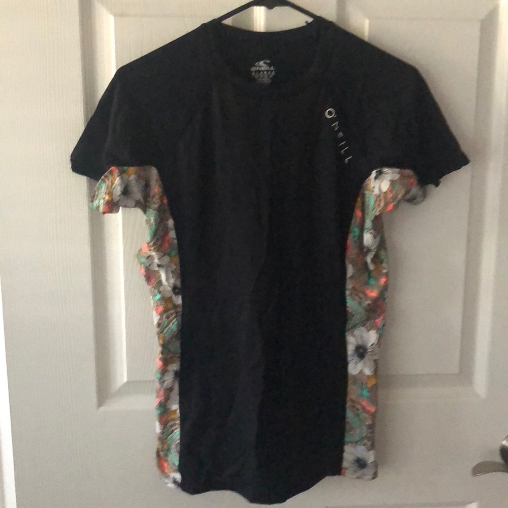 O’Neill Rashguard SPF Black Floral Sides Shirt